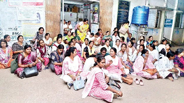 పదోన్నతుల్లో జాప్యమెందుకు? 