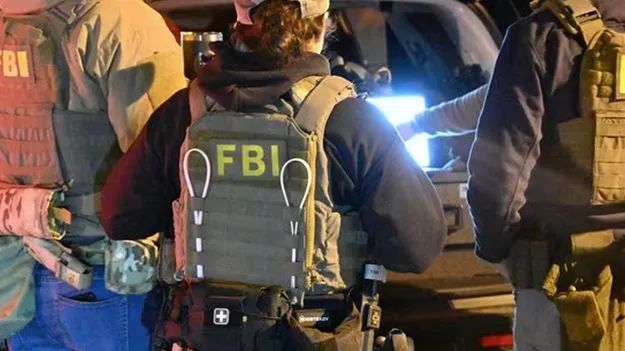 అమెరికాలో 11 మంది భారతీయుల అరెస్ట్.. కారణమిదే.!