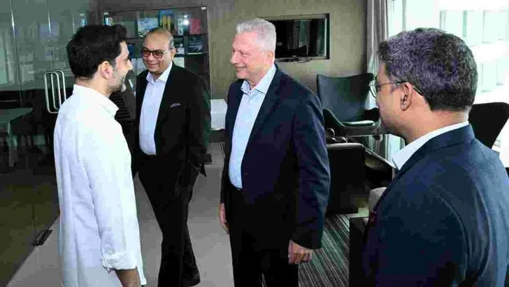 క్యాప్ జెమినీ సీఈవో ఐమాన్ ఇజ్జత్‌తో మంత్రి లోకేష్ భేటీ