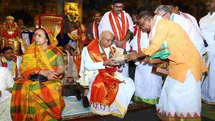 యాదగిరీశుడికి తెలంగాణ నూతన గవర్నర్ ప్రత్యేక పూజలు 