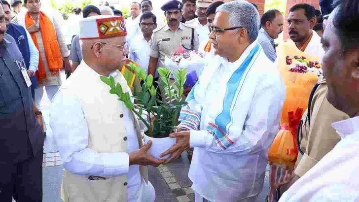 యాదగిరీశుడికి తెలంగాణ నూతన గవర్నర్ ప్రత్యేక పూజలు 