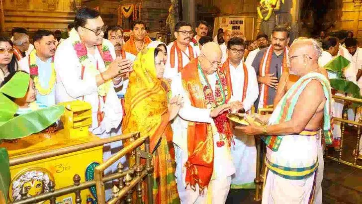 యాదగిరీశుడికి తెలంగాణ నూతన గవర్నర్ ప్రత్యేక పూజలు 