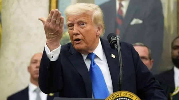 ఇరాన్ తీరంపై బాంబుల వర్షం కురిపిస్తాం: ట్రంప్