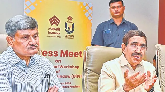 జూన్‌ నాటికి అర్బన్‌లో 2.6 లక్షల ఇళ్ల నిర్మాణం