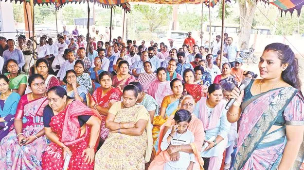 సమస్యలపై గళం విప్పిన జనం