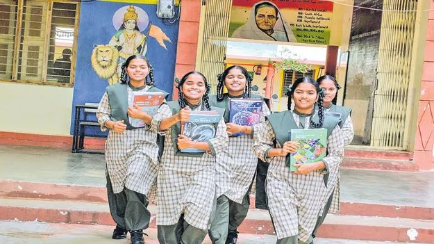 కేజీబీవీల్లో అడ్మిషన్లకు డిమాండ్‌!