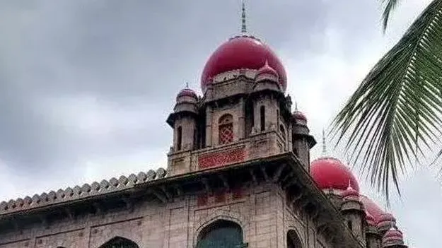 కేవీపీపై రెడ్‌కార్నర్‌ నోటీసు అమల్లో ఉందా ? 