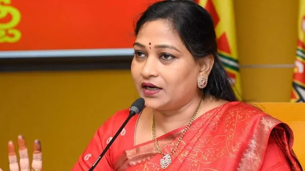 వడగాడ్పులకు ఒక్క ప్రాణమూ పోవద్దు: అనిత 