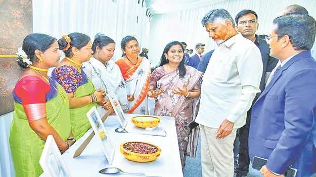 గిరిజన మిల్లెట్‌ ఫుడ్‌ మెనూను ఆవిష్కరించిన సీఎం