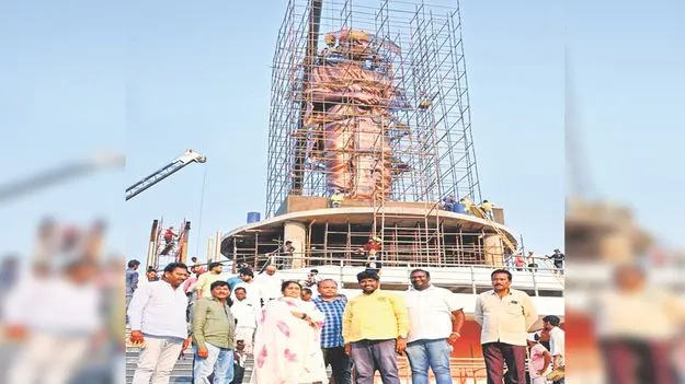 అమరజీవి విగ్రహావిష్కరణకు