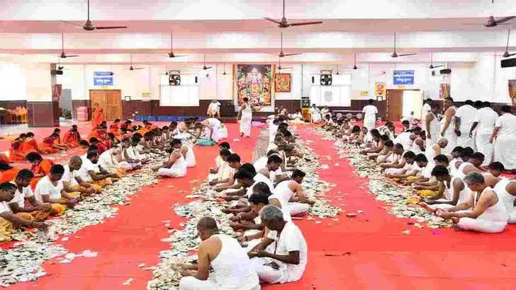 యాదగిరీశుడికి రికార్డు స్థాయిలో ఆదాయం