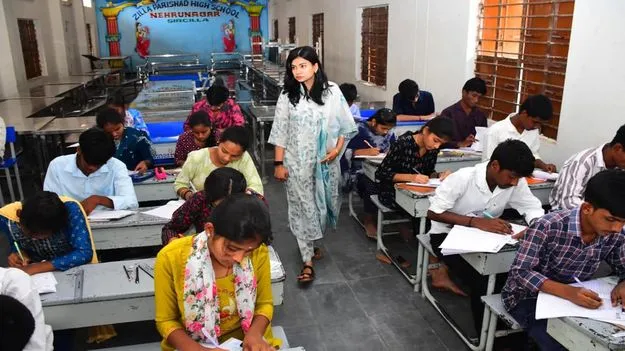 తొలిరోజు పది పరీక్ష ప్రశాంతం