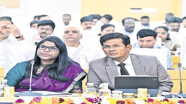 గిరిజన సంక్షేమంలో జిల్లా టాప్‌