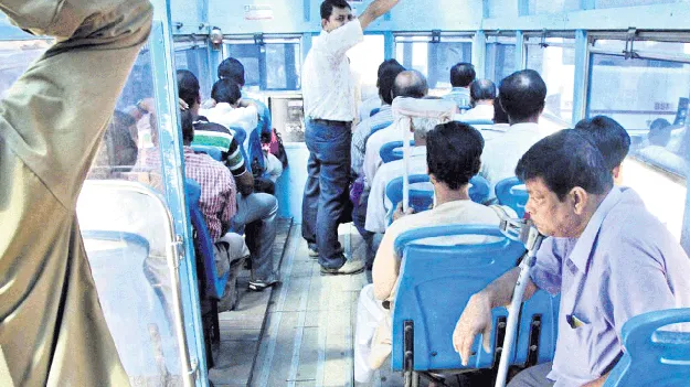 దివ్యాంగులకు ఉగాది కానుక