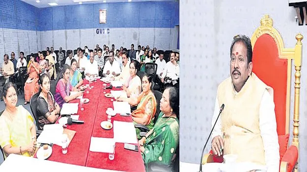 ప్రజారోగ్యం, మెకానికల్‌ అధికారుల తీరుపై మేయర్‌ ఆగ్రహం