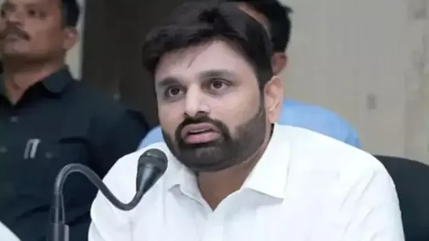 పుట్టా మహేశ్‌ పార్లమెంట్ సభ్యత్వాన్ని రద్దు చేయాలి: సీపీఎం 