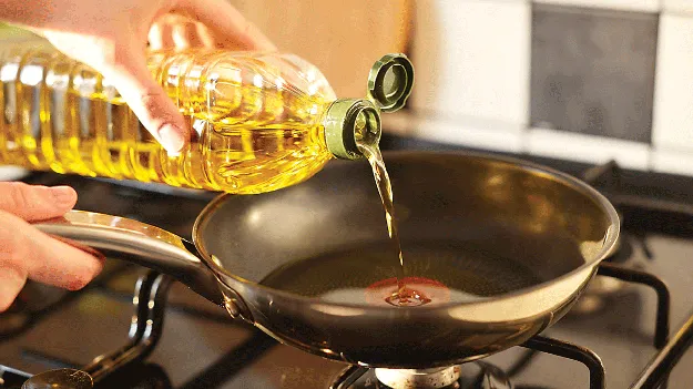 వంటనూనె సలసల