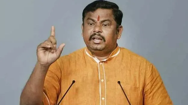 నల్సార్‌లో ఉమర్‌ ఖలీద్‌పై డాక్యుమెంటరీ ఎలా ప్రదర్శించారు: రాజాసింగ్‌