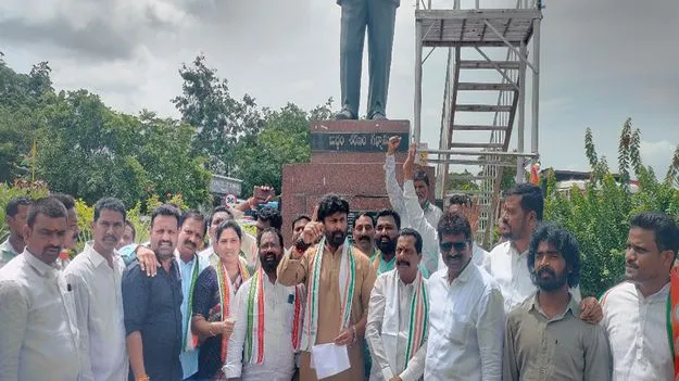 దళితుడనే ఖర్గేను అవమానించారు