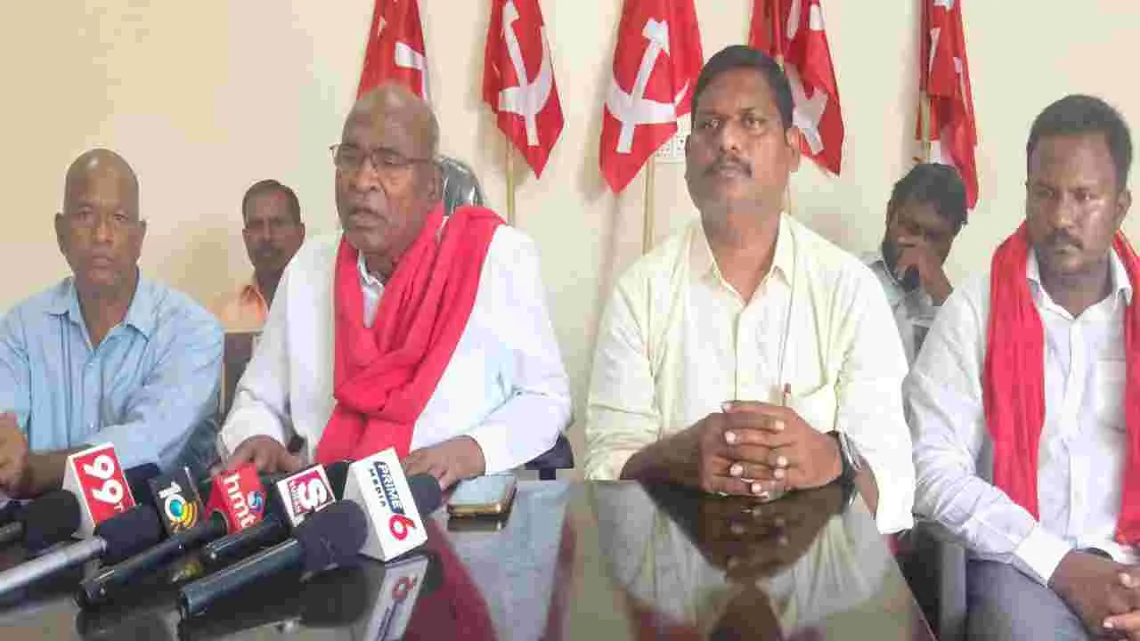 అర్హులకు ఇందిరమ్మ ఇండ్లు మంజూరు చేయాలి