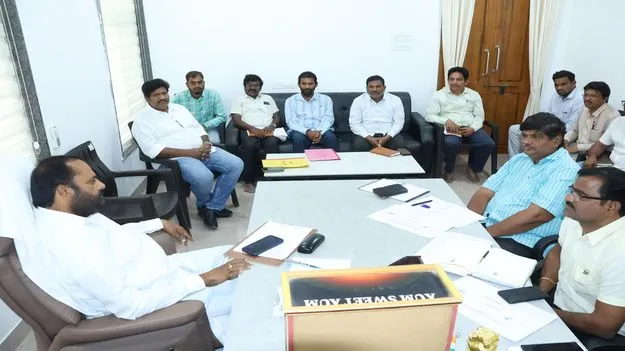 రైతులకు ఇబ్బందులు లేకుండా చర్యలు తీసుకోండి