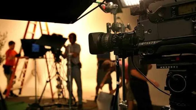 ఏపీలో సినిమా షూటింగులు జరపాలి