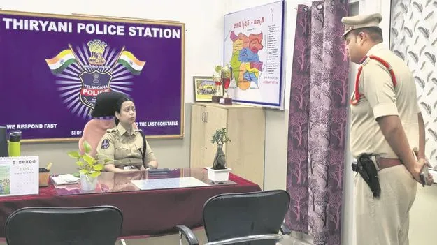 kumaram bheem asifabad- విధి నిర్వహణలో పోలీసులు అప్రమత్తంగా ఉండాలి