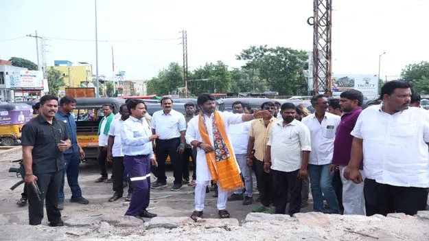 ప్రయాణికులకు మెరుగైన వసతులు కల్పించాలి