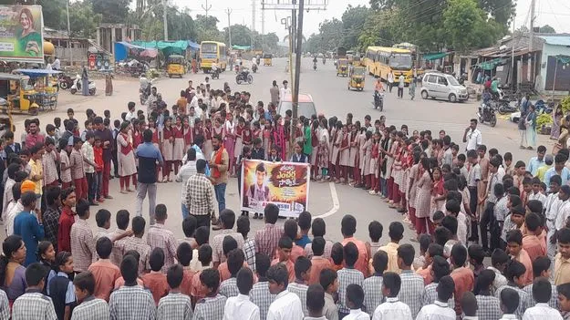 విద్యార్థి సాత్విక్‌కు ఘన నివాళి 