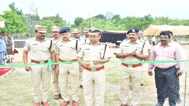 వృత్తి నైపుణ్యాన్ని పెంపొందించుకోవాలి 
