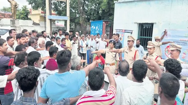 యువత డ్రగ్స్‌కు దూరంగా ఉండాలి 