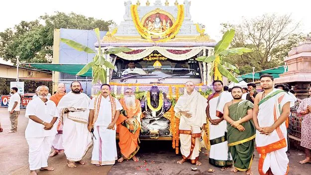 శ్రీశైలంలో పౌర్ణమి పూజలు