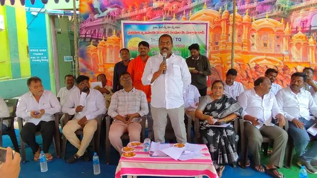  రైతుల అభివృద్ధికి సహకార సంఘాలు కృషి 