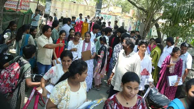 పది పరీక్షలు ముగిశాయి