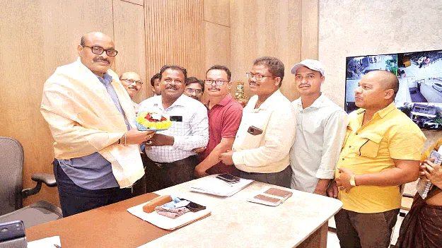 గిన్నిస్‌ రికార్డు భావితరాలకు స్ఫూర్తిగా నిలవాలి