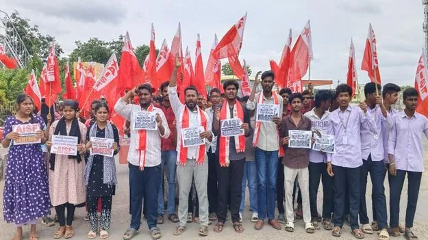 పాలిటెక్నిక్‌ విద్యను నిర్వీర్యం చేసే జీవోను రద్దు చేయాలి