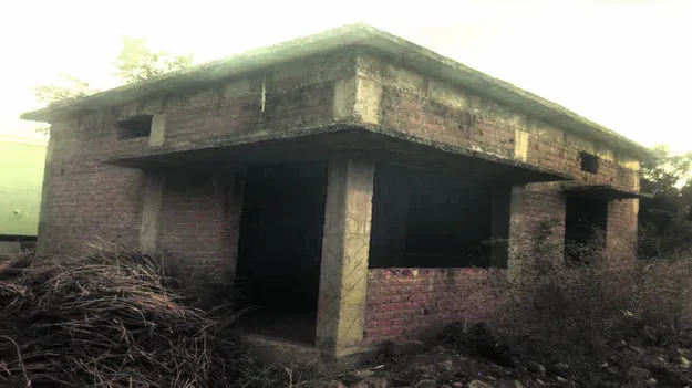 BUILDING: నిర్మాణం ఆగిన భవనాలకు మోక్షం