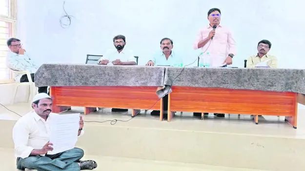 MPTC: పదవీకాలం ముగుస్తున్నా సమస్యలు తీరలేదు