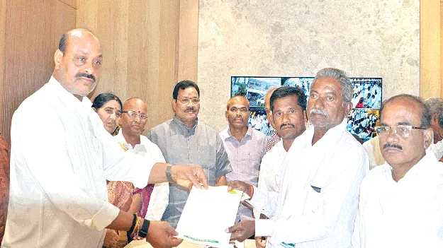 సీఎంఆర్‌ఎఫ్‌తో పేదల ఆరోగ్యానికి భరోసా