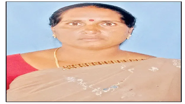 పొలం పనులకు వెళ్లి.. కుప్పకూలి