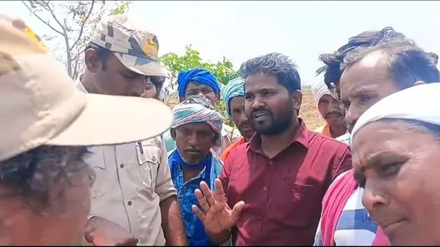 kumaram bheem asifabad-మా భూముల జోలికి వస్తే ఊరుకోం