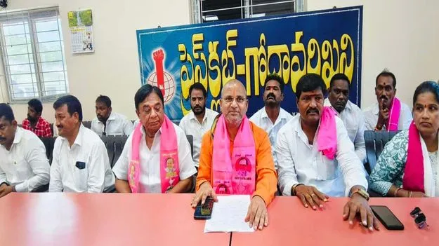 కాంగ్రెస్‌, బీజేపీ లోపాయికారి ఒప్పందాన్ని బయటపెట్టాలి 