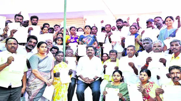 MINISTER: పేదలకు అండగా ప్రభుత్వం