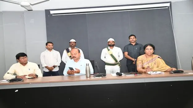 kumaram bheem asifabad- గ్రామసభల్లో అధికారులు పాల్గొనాలి