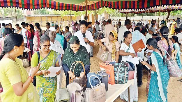 మూల్యాంకనానికి రాలేం !