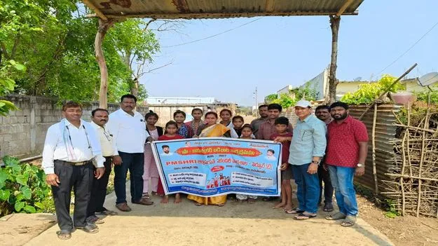 kumaram bheem asifabad-బడిబాట ర్యాలీ నిర్వహించి.. అవగాహన కల్పించి