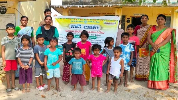 బడీడు పిల్లలను ప్రభుత్వ పాఠశాలల్లో చేర్పించాలి 