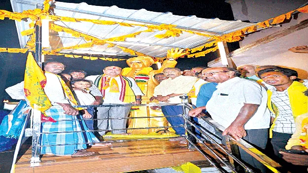   భూహక్కులకు రక్షణ కల్పించేలా చర్యలు