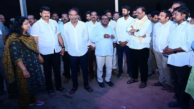 ముఖ్యమంత్రి వస్తున్నారు
