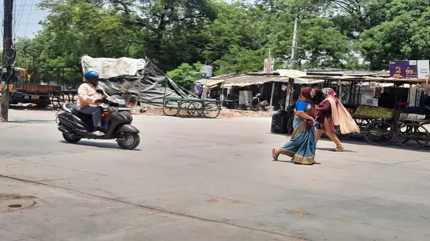 భానుడి భగభగ...